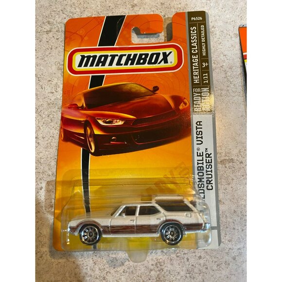 Matchbox 2009 #1 '71 Oldsmobile Vista Cruisers Bundle of 3 - Picture 11 of 11